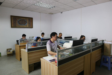 الصين Dongguan Dezhijian Plastic Electronic Ltd